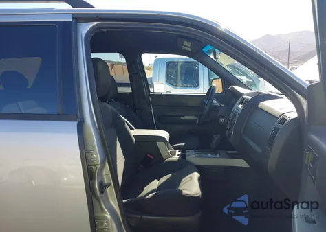 2008 Ford Escape Xlt из США, поврежденный, VIN 1FMCU03168KC91444